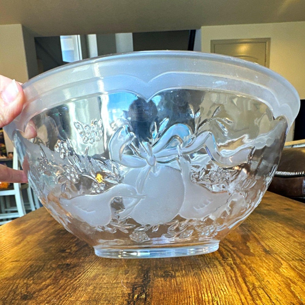 Vintage International China Marmalade Frosted Glass Serving Bowl Geese 11"